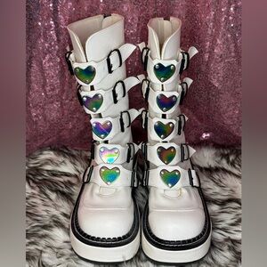 Demonia Emily 330 White Matte boots